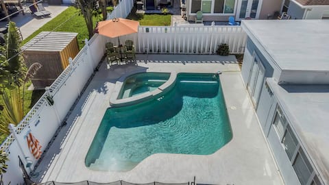 Sunset Retreat | Pool Oasis, Walk to Beach +Dining