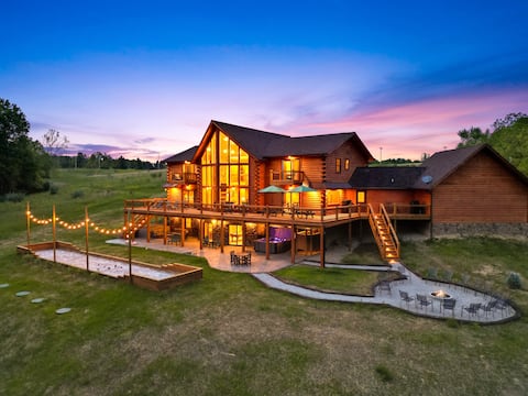 Golden Acres-Sleeps 26-Theater-Pond-Bocce-40 acres