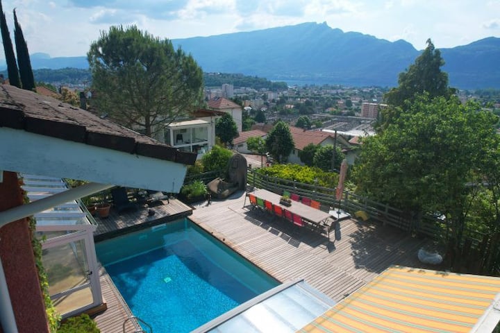 Villa Vue lac piscine jacuzzi - Maisons à louer à Aix-les-Bains,  Auvergne-Rhône-Alpes, France - Airbnb
