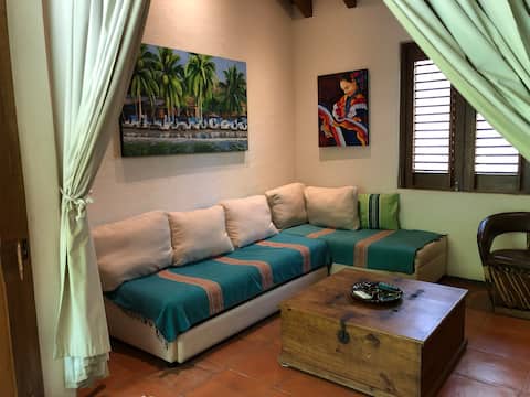Successful Airbnb property: Luxurious Private Villa with Full Staff in Zihuatanejo