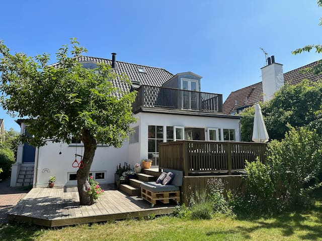 Beautiful house close to beach