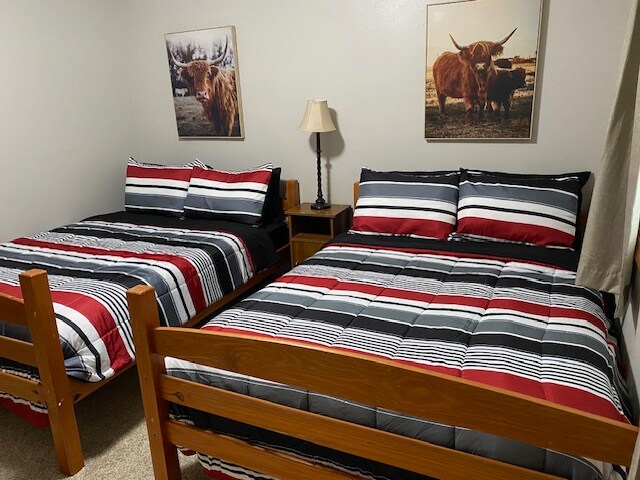 Spálňa č.2 - 2 manželské postele