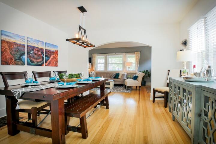 3 min to DU, gameroom, wifi, BBQ gallery image 4