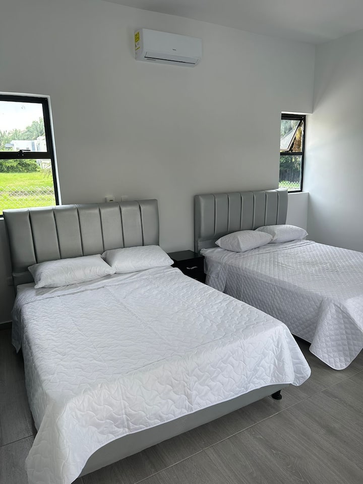 Todas las habitaciones con cama doble