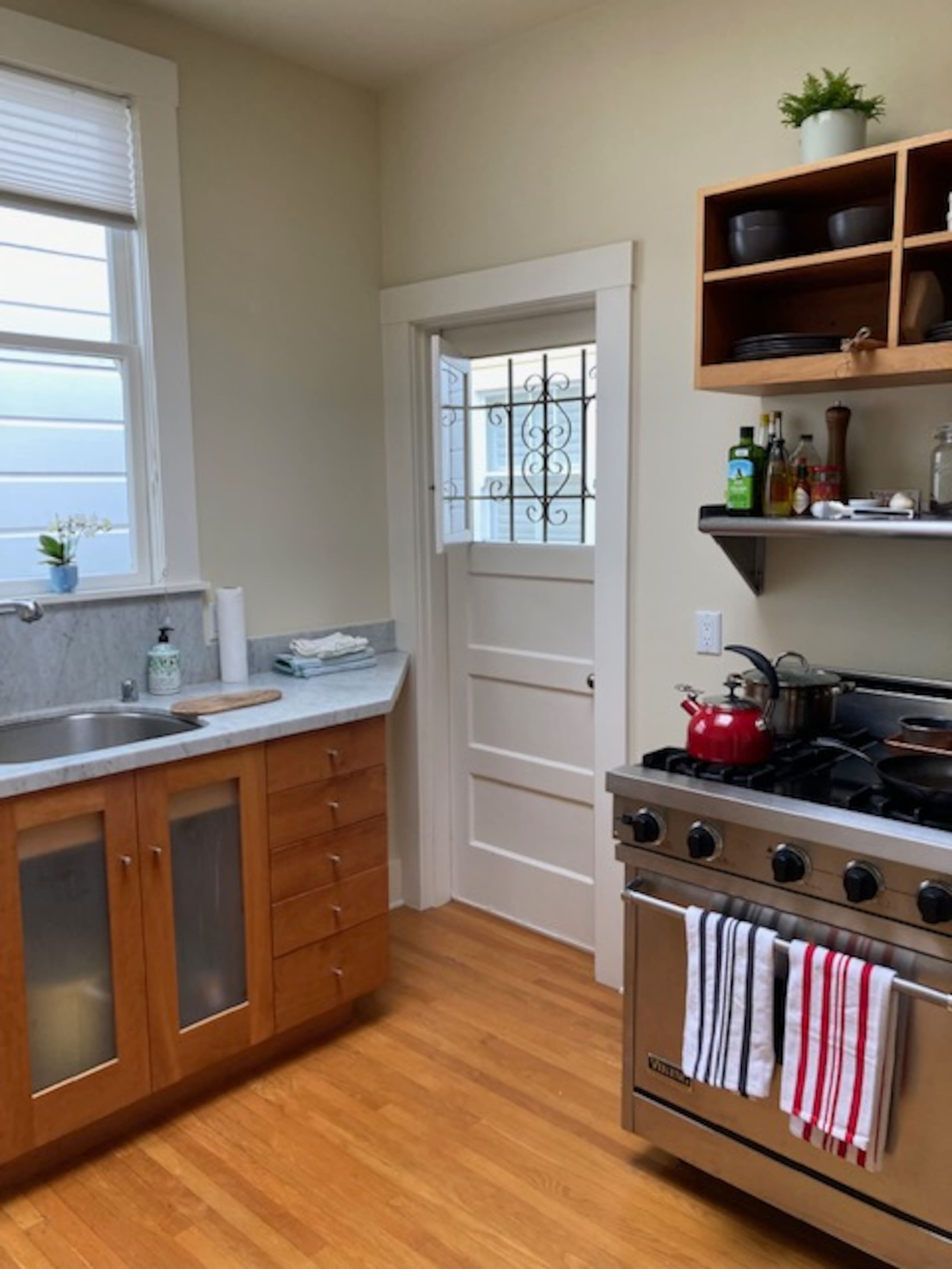 Condo in San Francisco · ★4.96 · 1 bedroom · 1 bed · 1 bath - Image 7