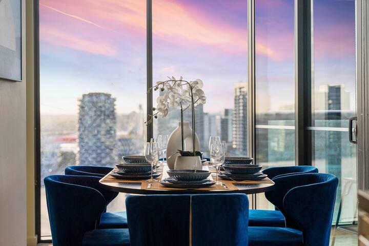 Blue Paradise & City View 3B2B2C Modern Furnishing gallery image 4