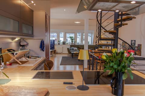 Top Airbnb: Maisonette apartment with rooftop terrace in Südvorstadt
