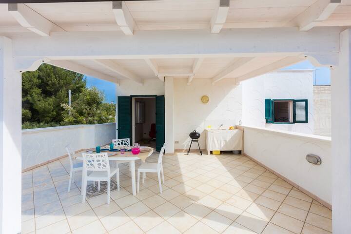 La Casa di Vivì vicino al mare gallery image 2