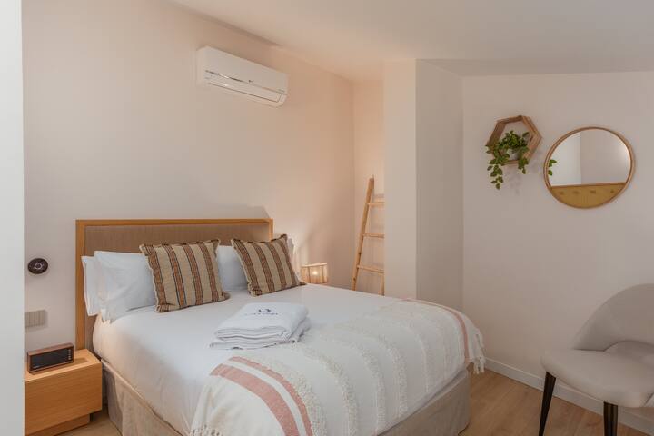 Master 3 Bedroom Apartment by Marconia gallery image 5