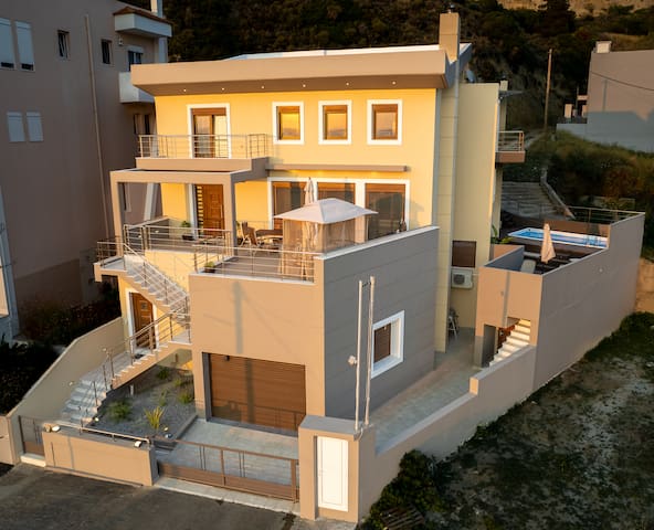 Oceanview villa – private pool gallery image 2