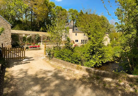 House in the woods 10 minutes from Brest