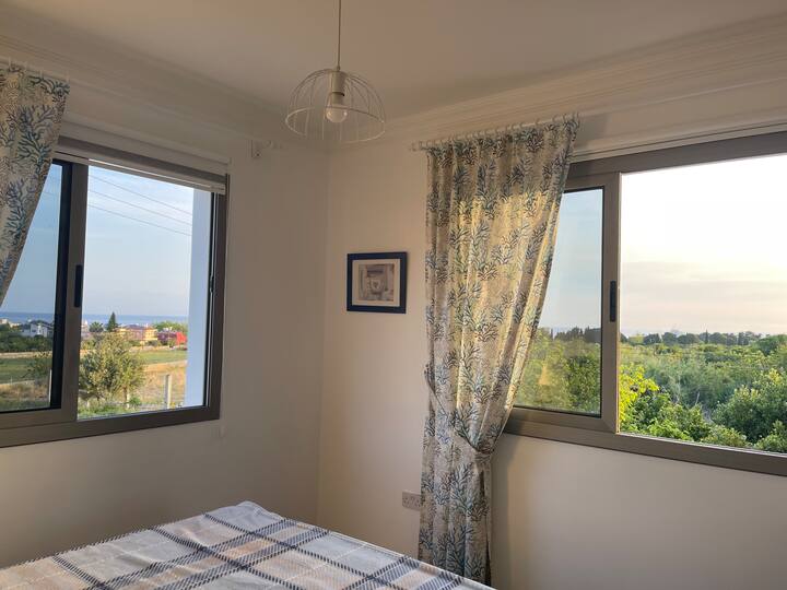 Pohľad z okna spálne 1