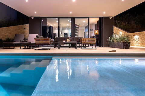 Villa Infinity - Seaview & Pool