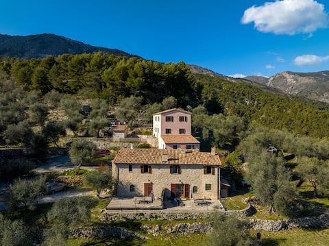 "Les coquelicots" cottage at Domaine de l'Euzière