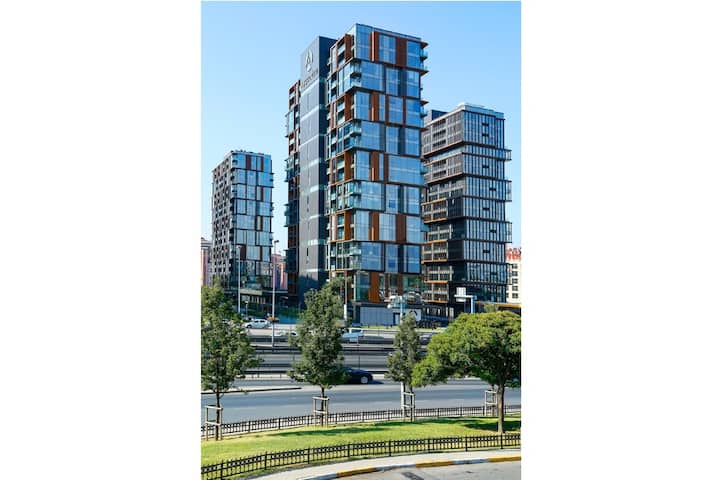 Secure Lux 1+1w/pool+sauna+gym+parking(expocenter) - Bakırköy