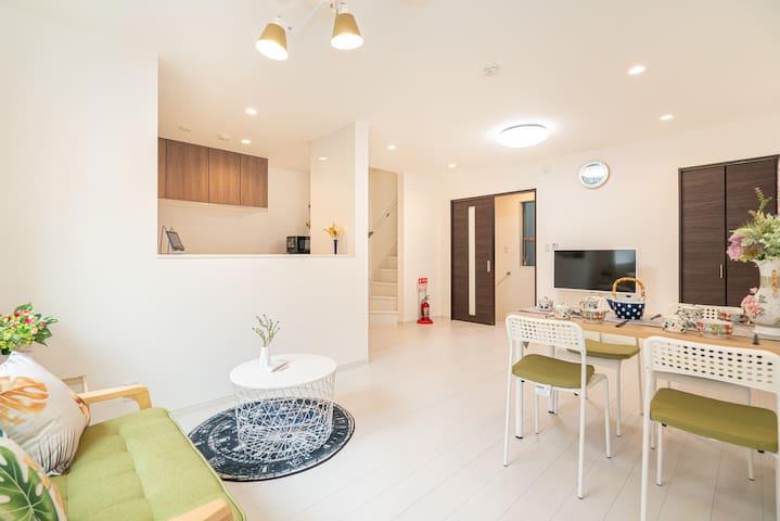 押上·晴空塔·浅草寺商圈C隅田川附近/豪华家庭套房/机场直达/new一户建&小型停车位/可接送地铁站