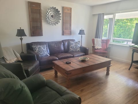 Tree to Sea guest house