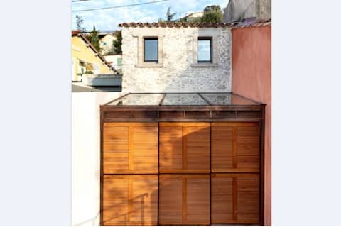Airbnb performant: Authentic attic à Marseille