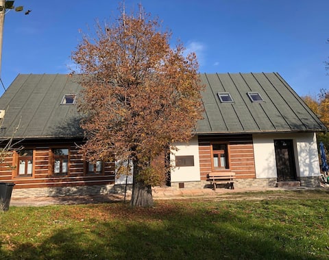 Cottage by the stream with private wellness