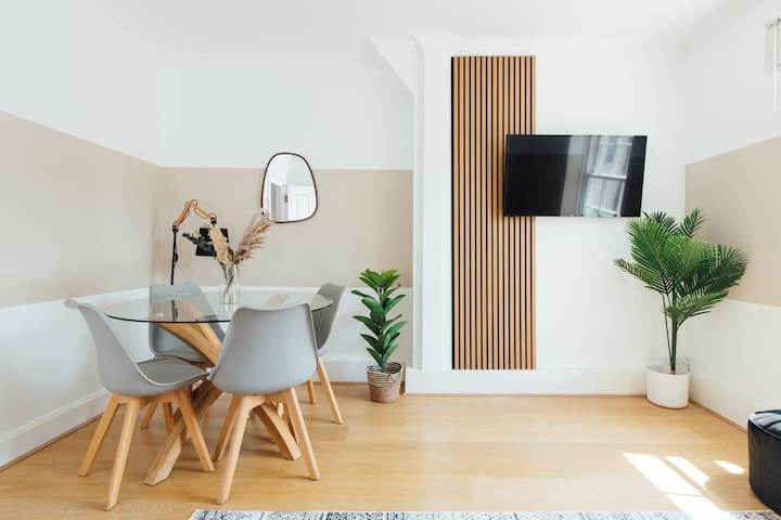 Hiatus Stays managed Airbnb listing 1