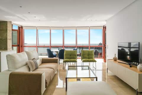 Private Parking, Ocean View, Designer Luxury Apt!