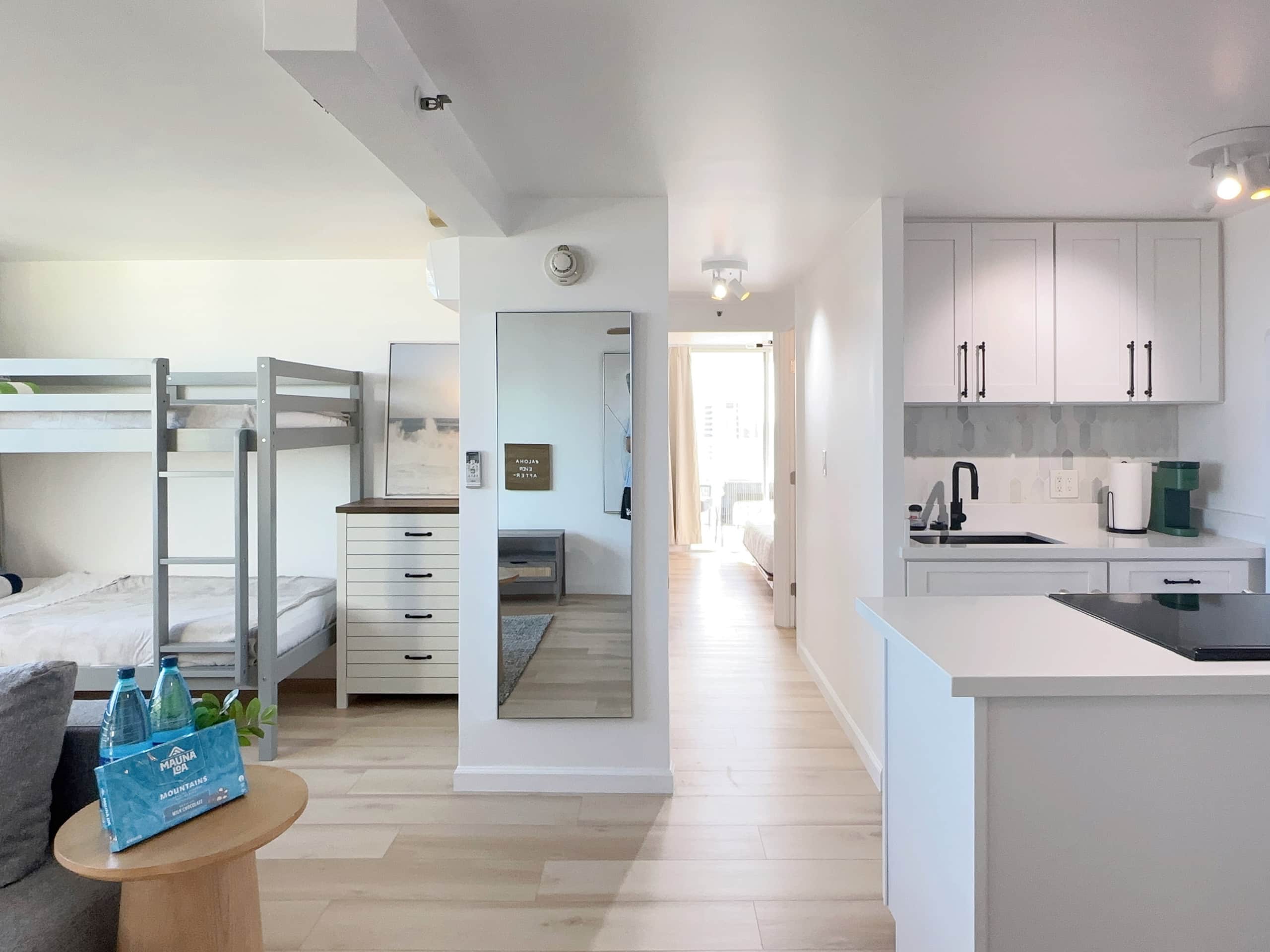 40F-High-FL Ocean View-1 Bedroom-Waikiki Beach! - Image 15
