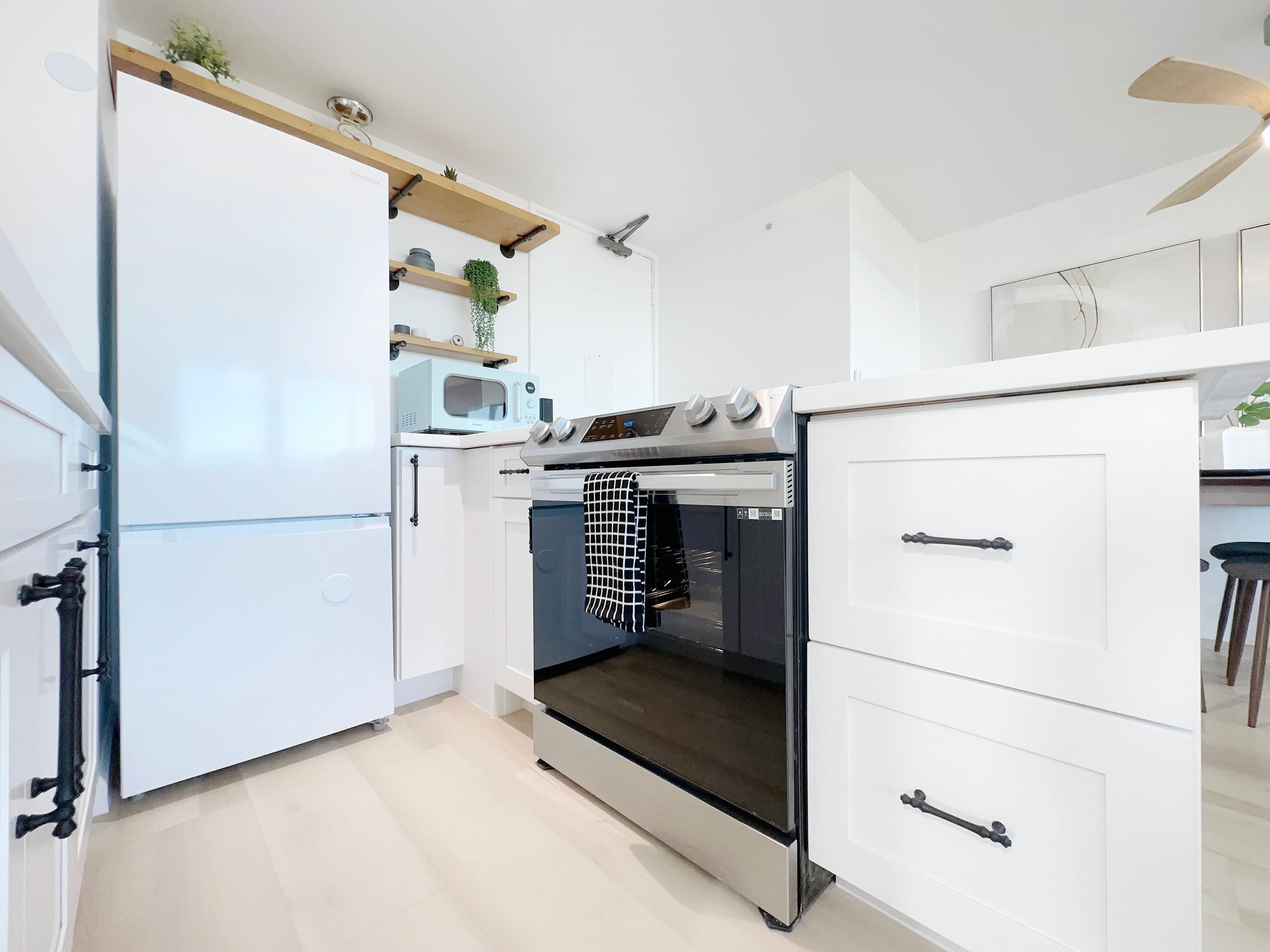 40F-High-FL Ocean View-1 Bedroom-Waikiki Beach! - Image 22
