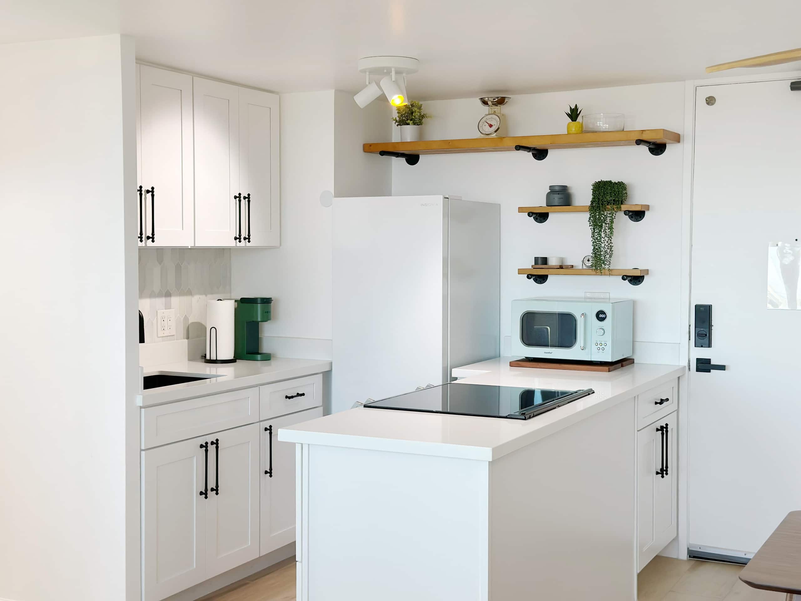40F-High-FL Ocean View-1 Bedroom-Waikiki Beach! - Image 19