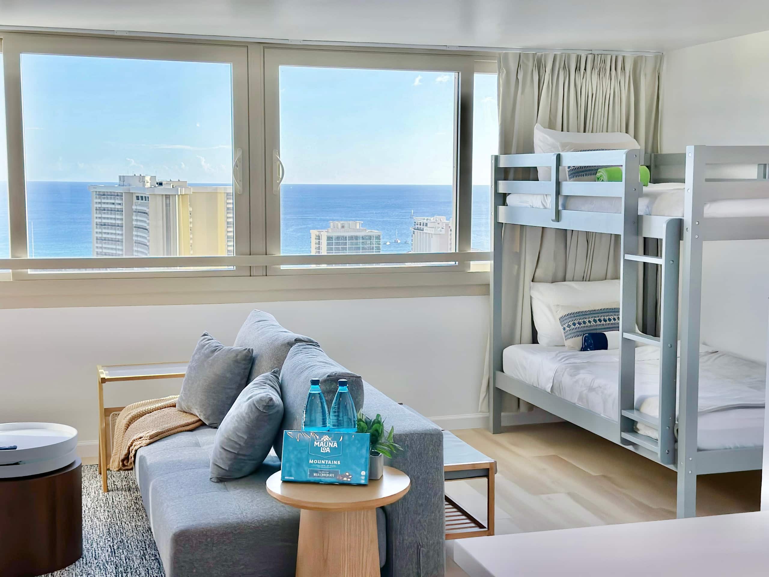 40F-High-FL Ocean View-1 Bedroom-Waikiki Beach! - Image 3