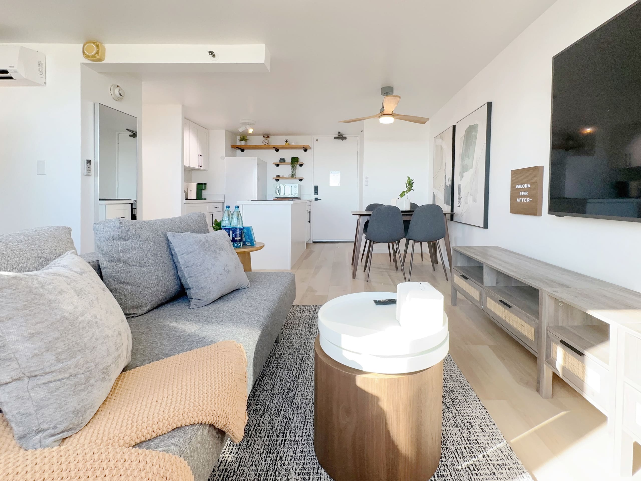 40F-High-FL Ocean View-1 Bedroom-Waikiki Beach! - Image 13
