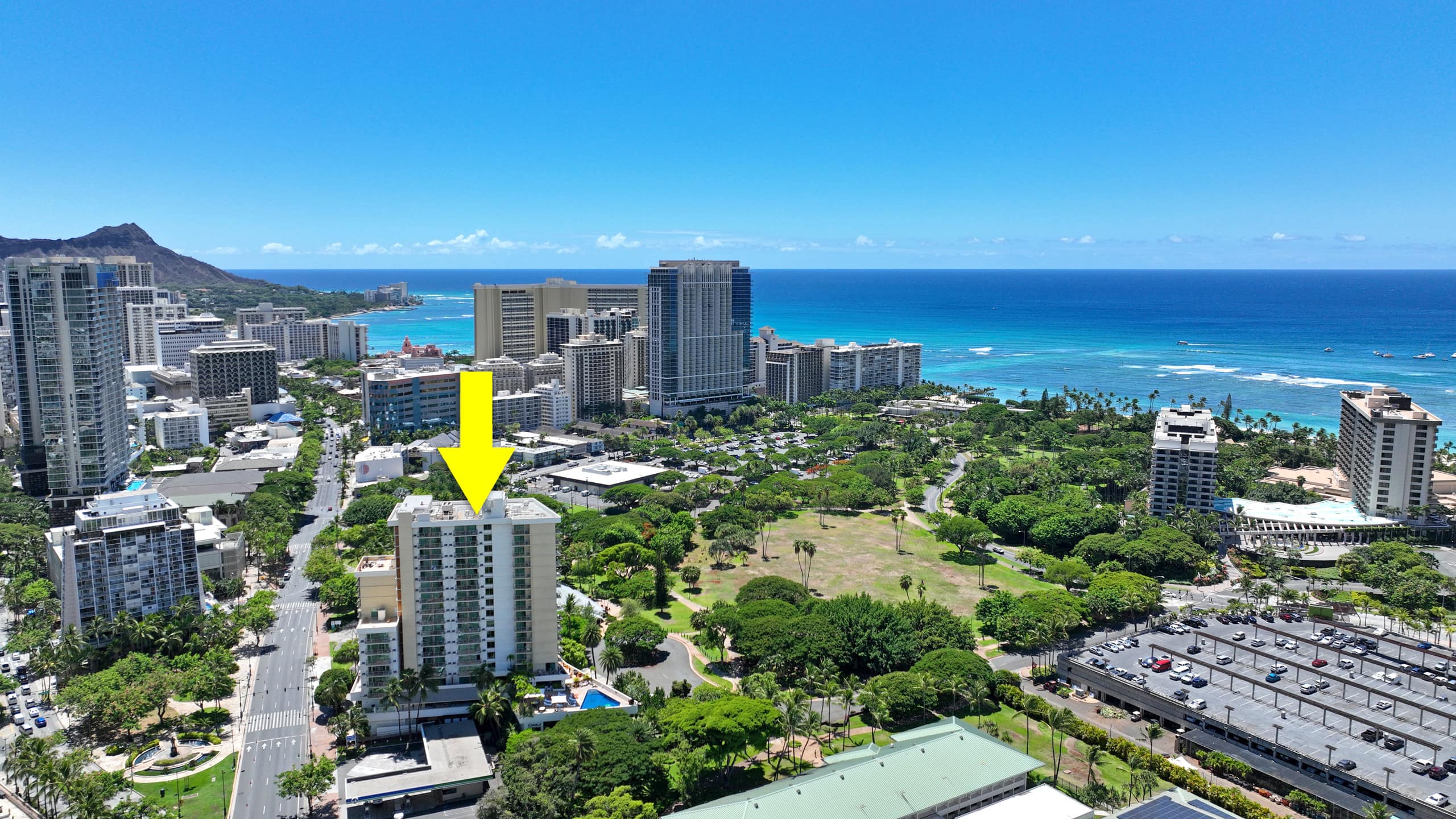 Luana 1007 King Bed Condo Sleeps 4 Fabulous Views! - Image 35