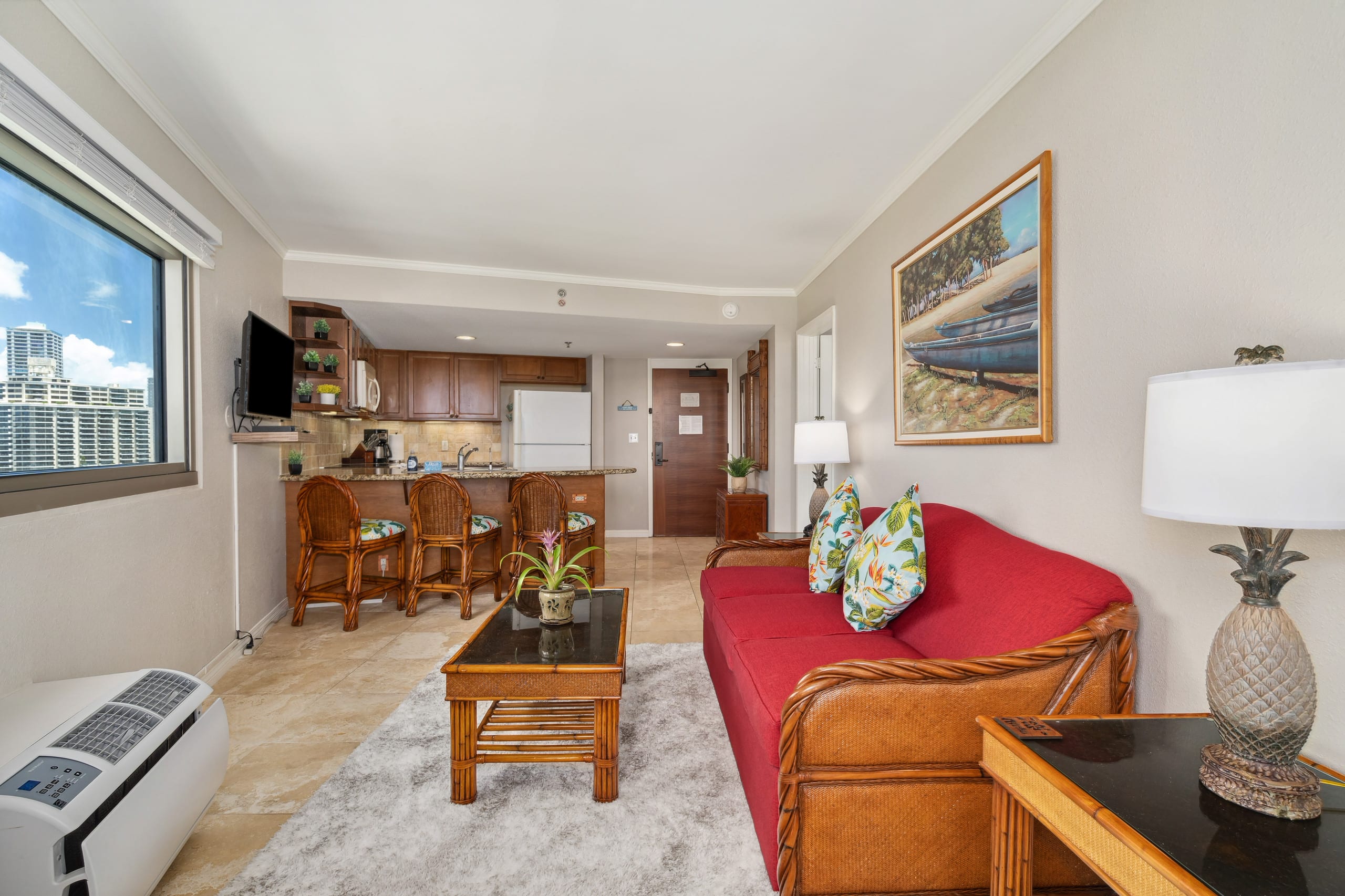 Luana 1007 King Bed Condo Sleeps 4 Fabulous Views! - Image 8