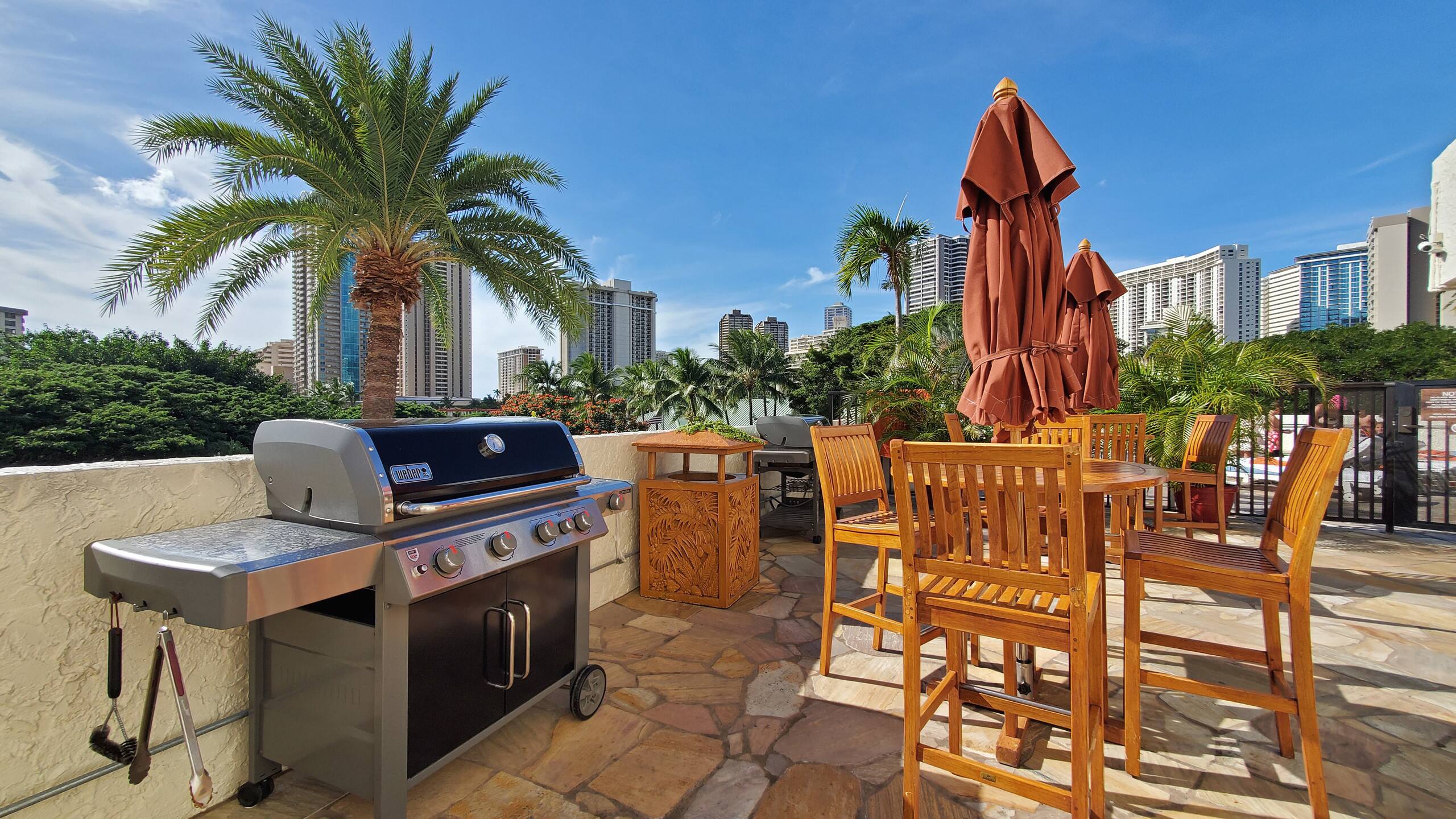 Luana 1007 King Bed Condo Sleeps 4 Fabulous Views! - Image 31