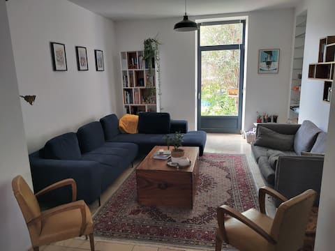 Successful Airbnb property: Large house with garden in the heart of Mâcon in Mâcon