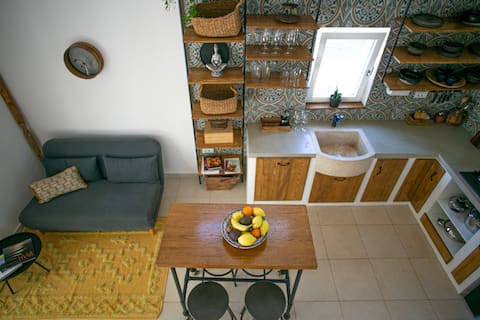 Popular Airbnb listing: Terraunah - harmony of nature and rustic charm in Grad Stari Grad