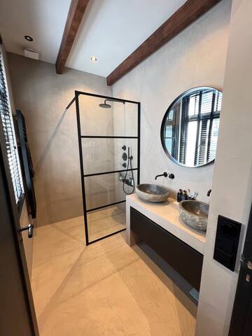 2 bedroom – 85 sqm Apartment Canal district gallery image 3