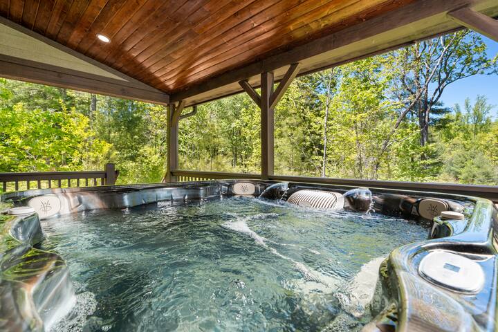 New Build~Luxury~15 mins to dtown~Firepit~Hot Tub gallery image 3