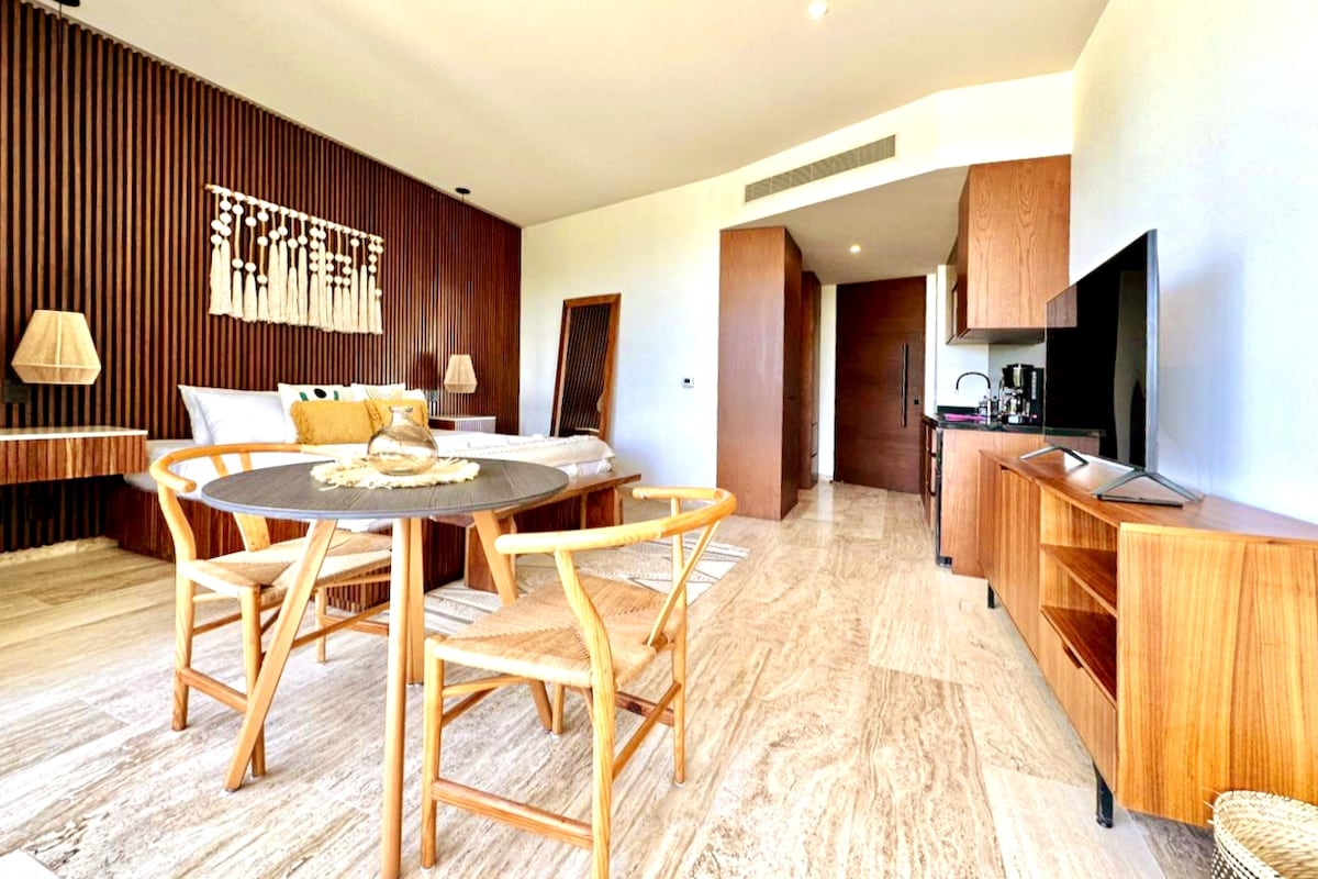 Top Airbnb: Aesthetic Studio | 4 Pools, Gym, 271 Mbps Wifi en Tulum