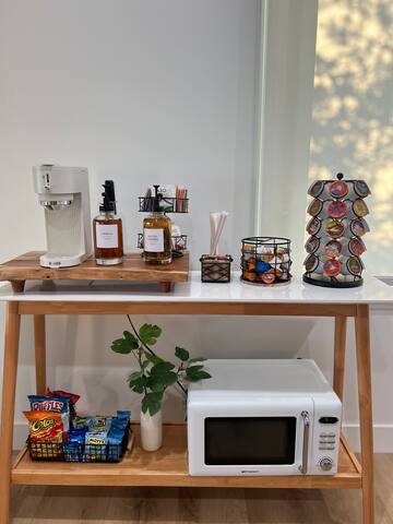 Hollyvista Oasis gallery image 3