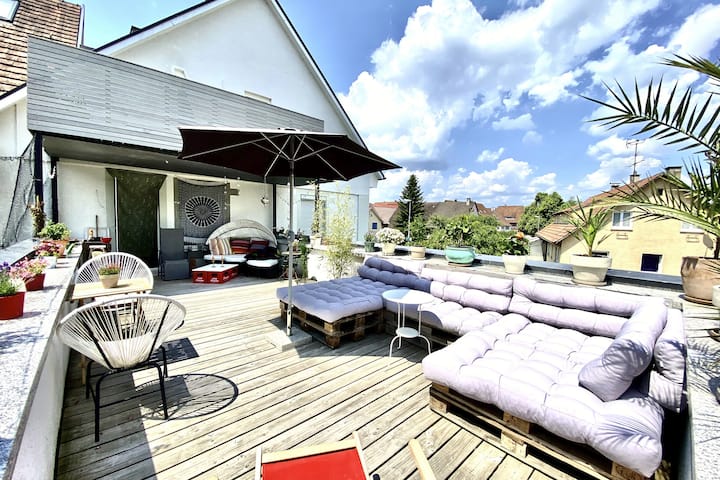Seenahe 120qm Altbauwohnung Mit 32qm Dachterrasse - Constance