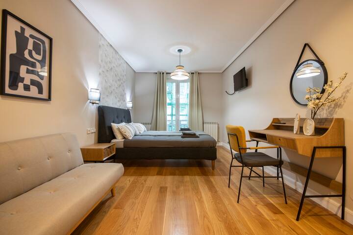 Lujo y comodidad: tu refugio con estilo y amplitud gallery image 5