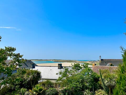 Relaxation with breathtaking views.