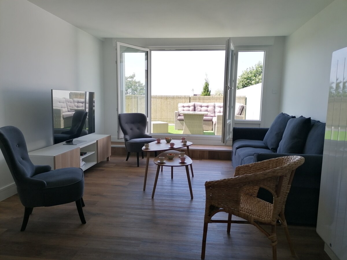 Popular Airbnb listing: Relaxation with amazing views. in Port Bail Sur Mer