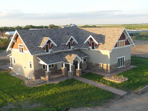 The Lodge at Broken Arrow Farms