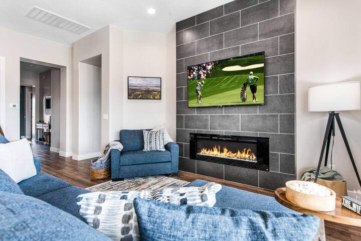 Grill & Chill by J and Amy BL991760 gallery image 5