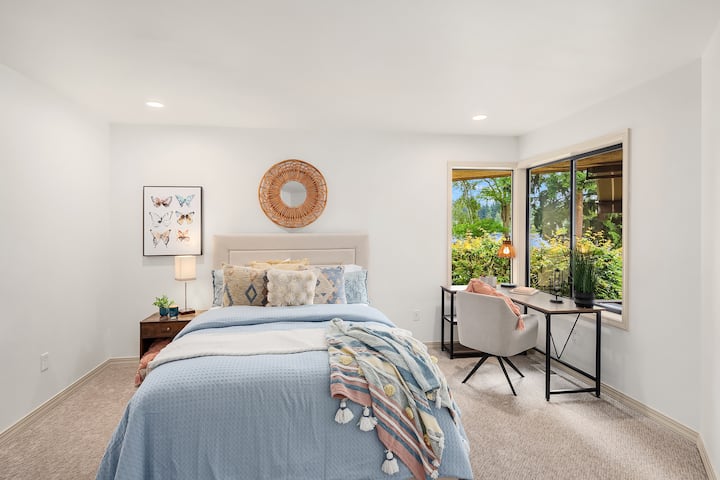 Chumba cha kulala cha Malkia na nafasi ya kazi 