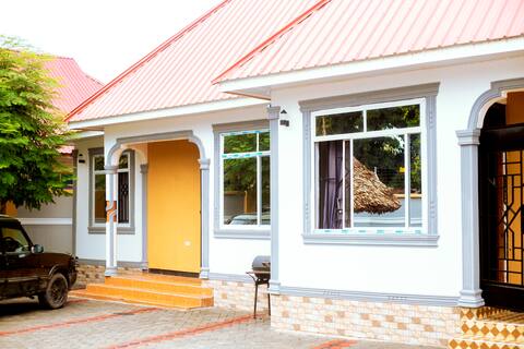 Isana Apartment House stunning