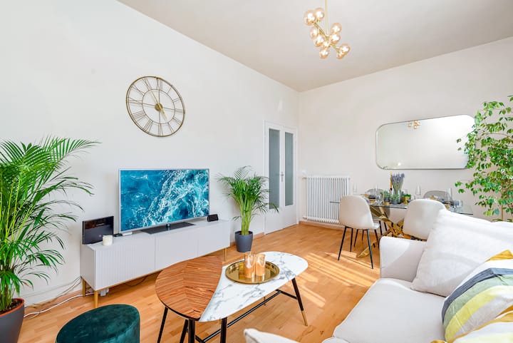 NETFLIX, ВКЛЮЧЕН Е PRIME ВИДЕО КЛИП