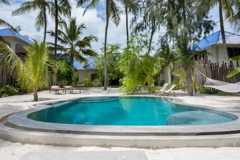 private villa with private pool and beach