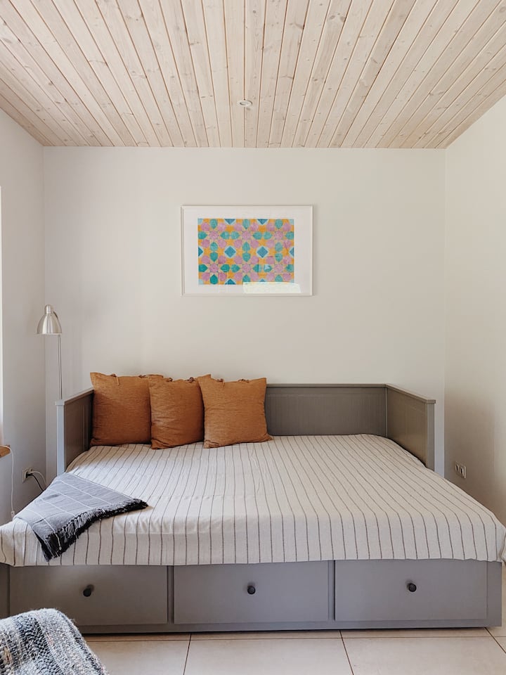 Ambienti i dhomës së gjumit